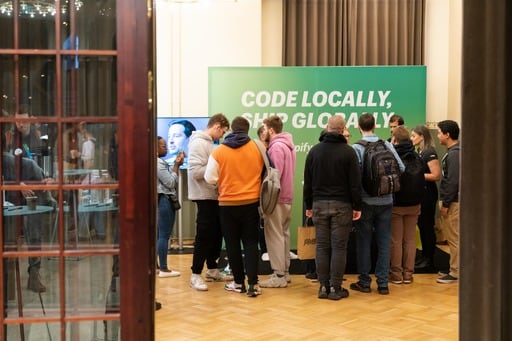 Scene from the foyer