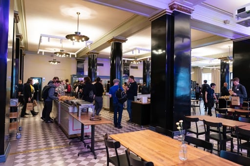 Coffee break in the restaurant